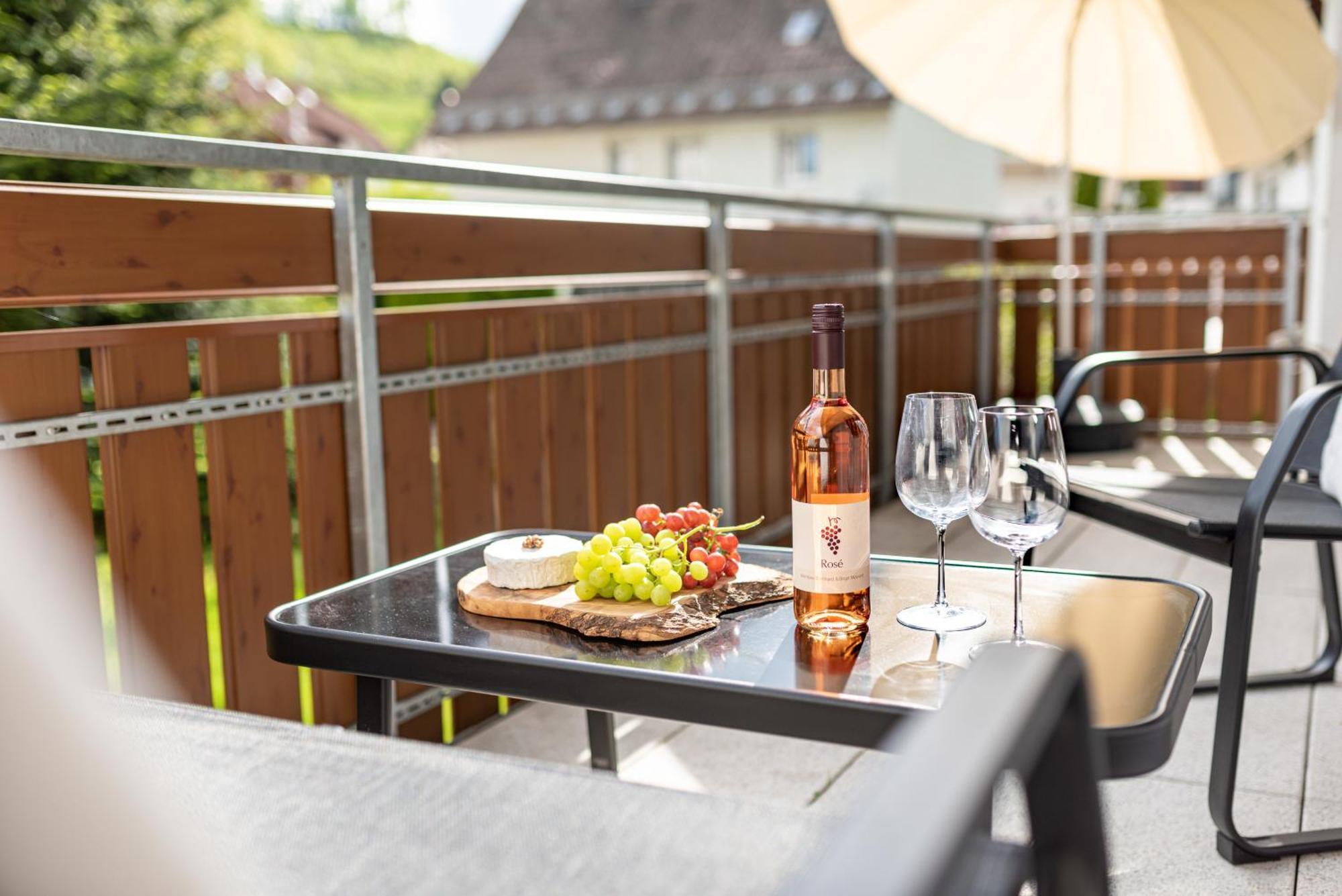 Ferienwohnung Sonnenglueck Mit Grosszuegigem Suedbalkon Lenzkirch Bagian luar foto